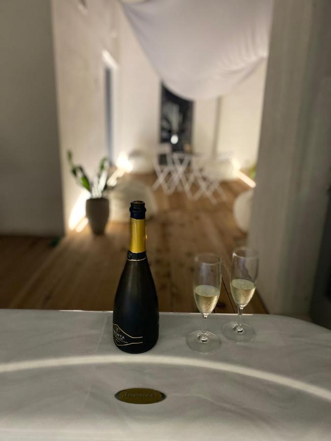Luvia Rooms Spa Гоннеза Экстерьер фото