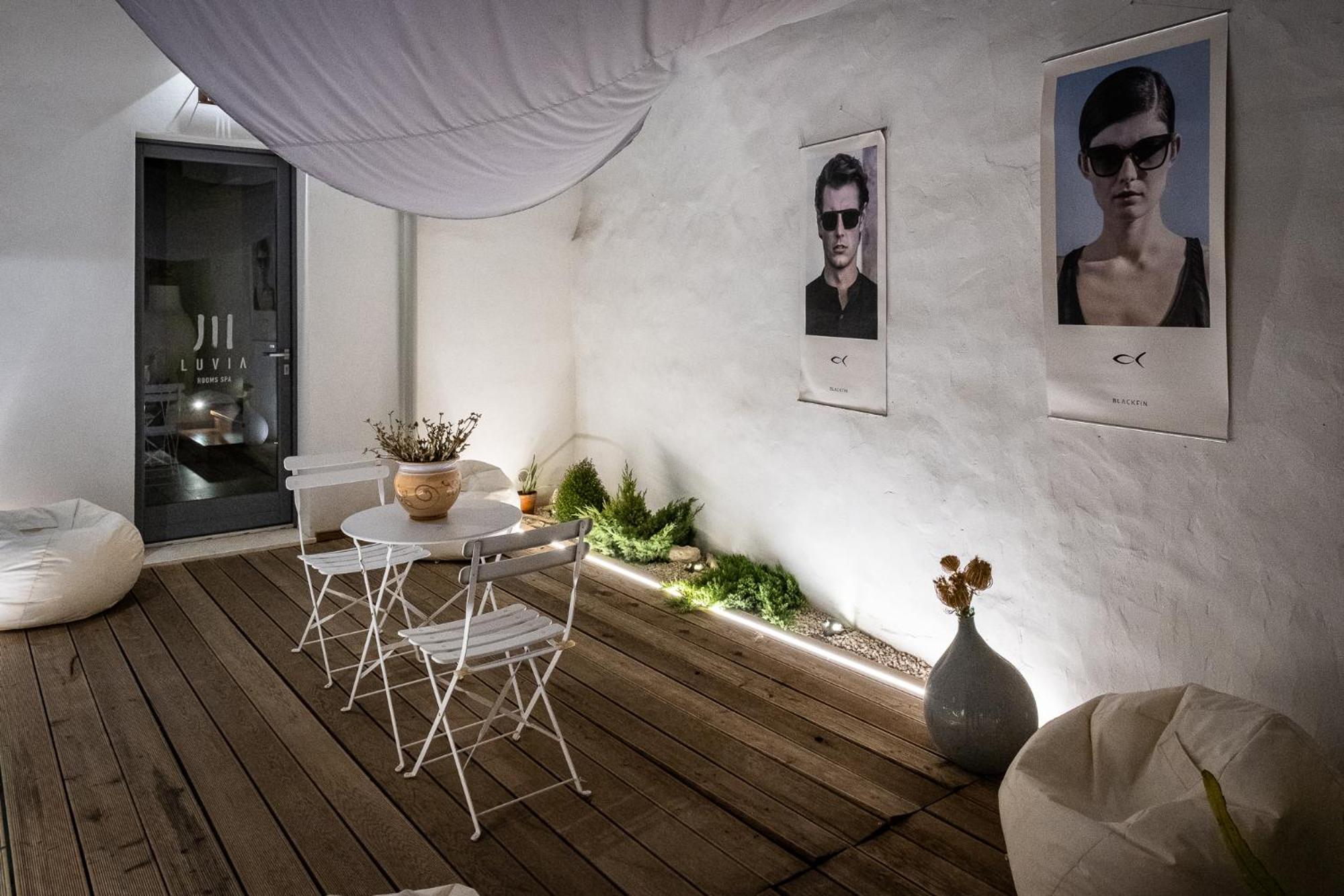 Luvia Rooms Spa Гоннеза Экстерьер фото